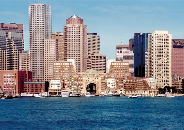 20 Rowes Wharf #701