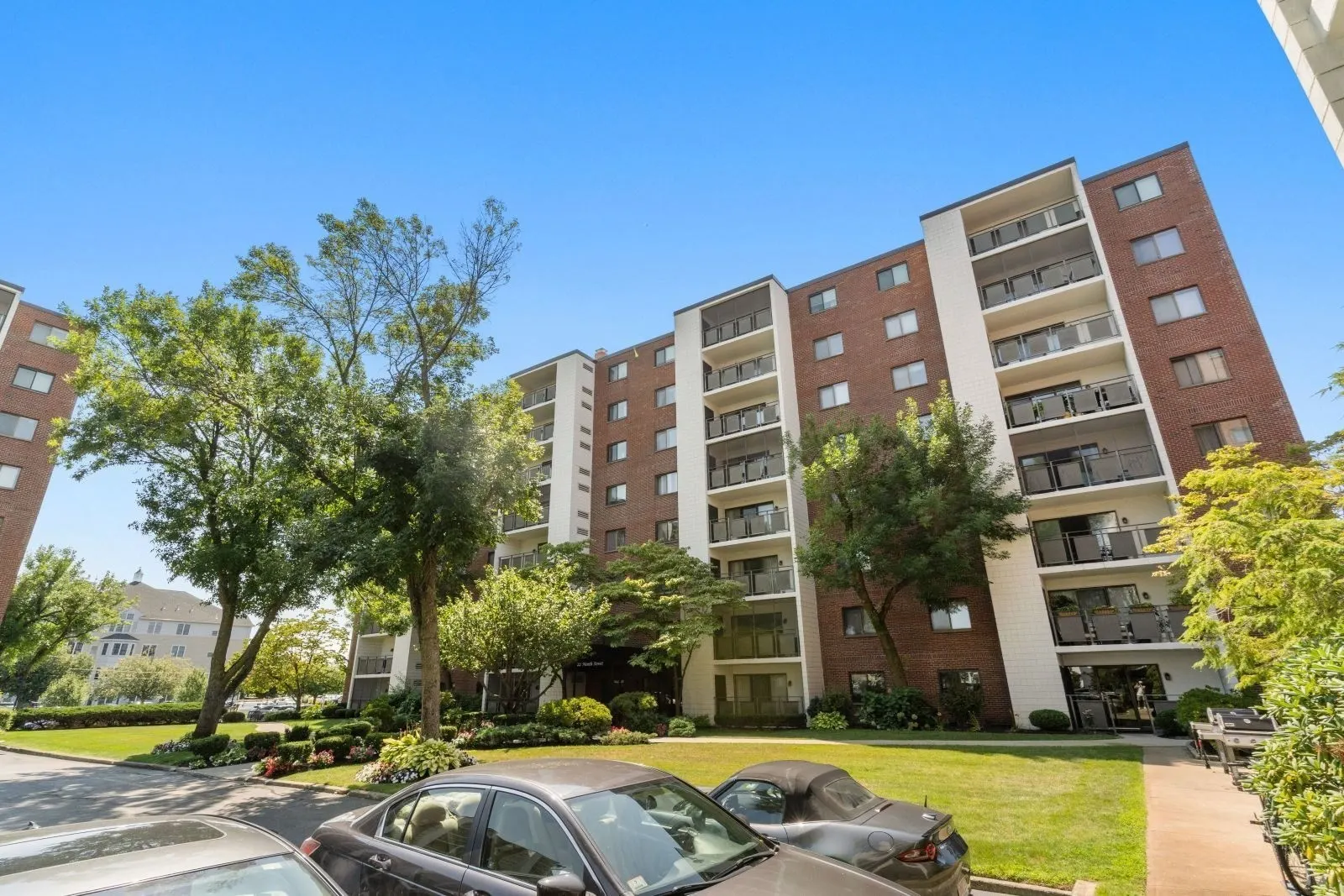 22 Ninth Street #102, Medford