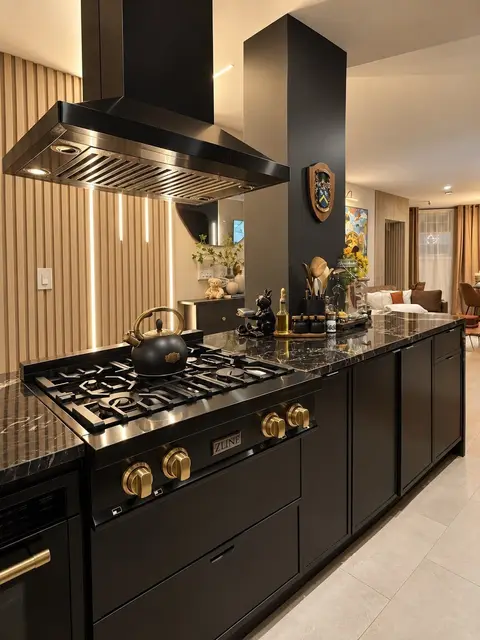 233 Commonwealth Ave #1