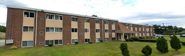 26 Willis St #33
