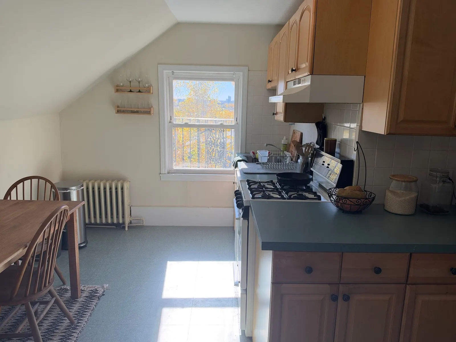 10 Summit Ave #6, Somerville