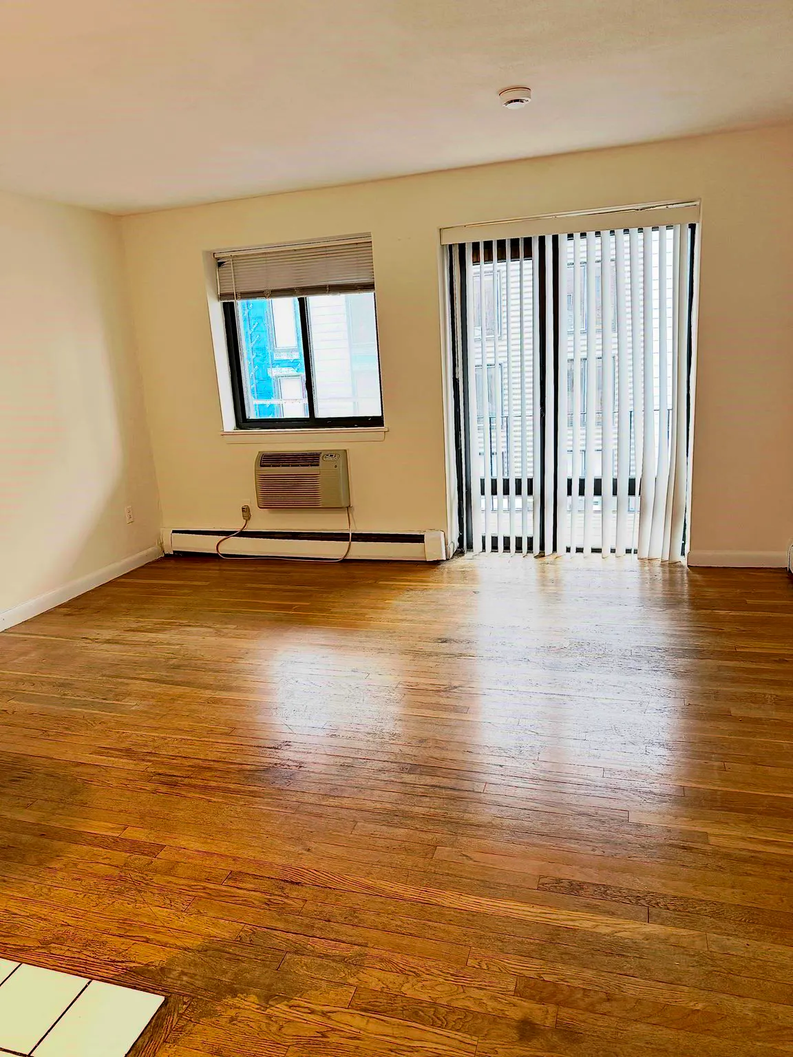 1027 Commonwealth Ave #23, Boston