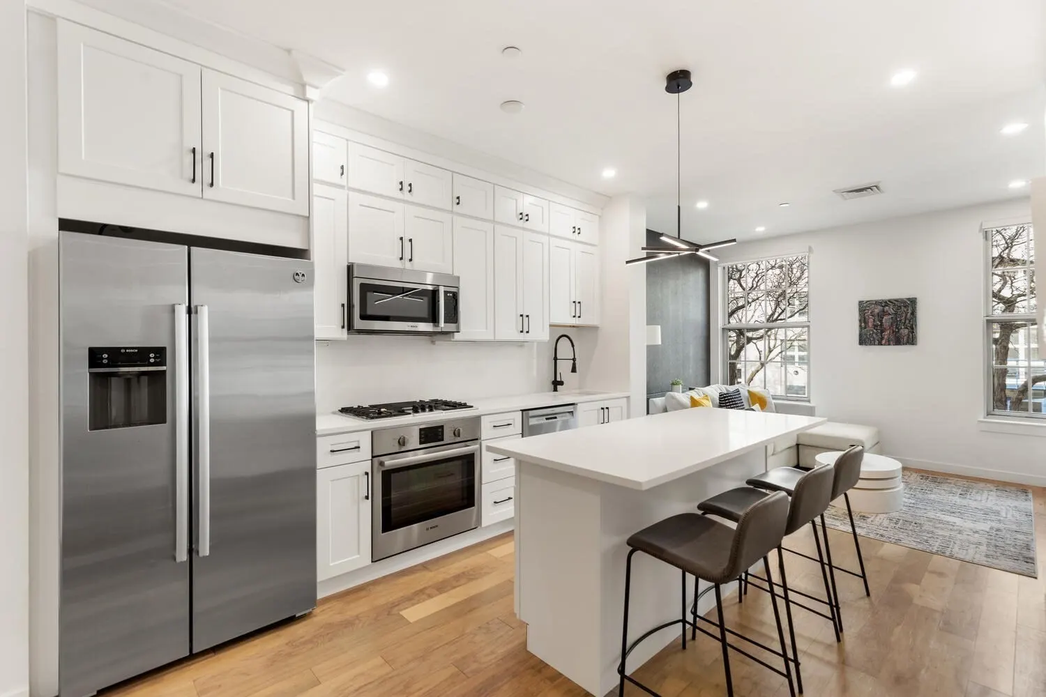 45 1st Ave #F202, Boston