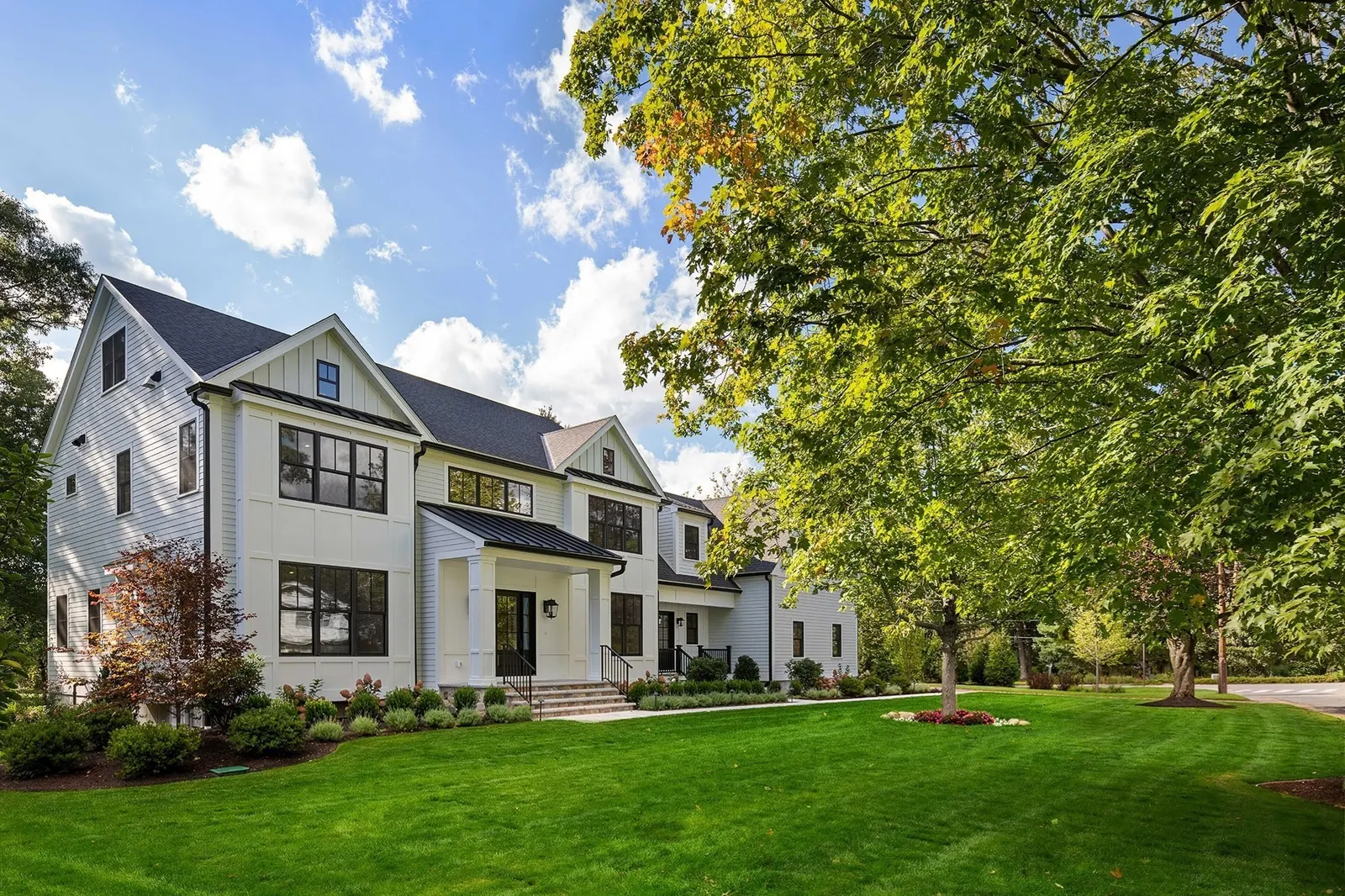 24 Fiske Road, Lexington