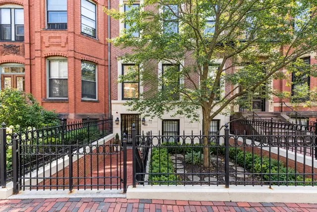 180 Marlborough St #2