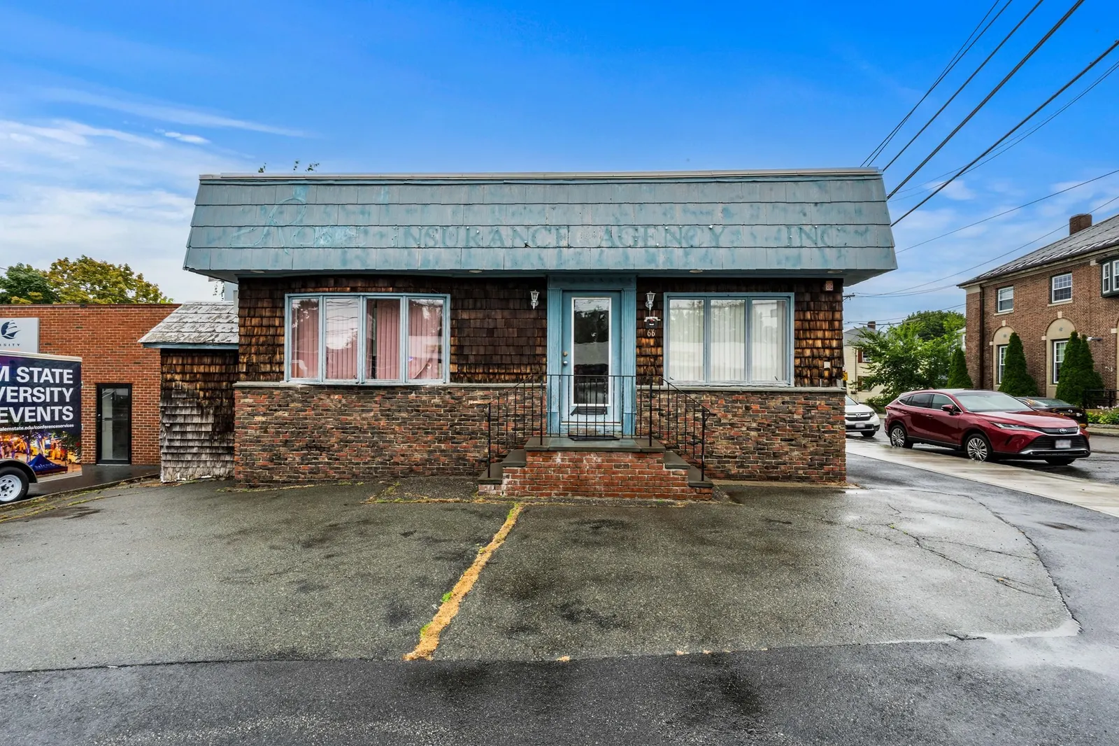 66 Loring Ave, Salem