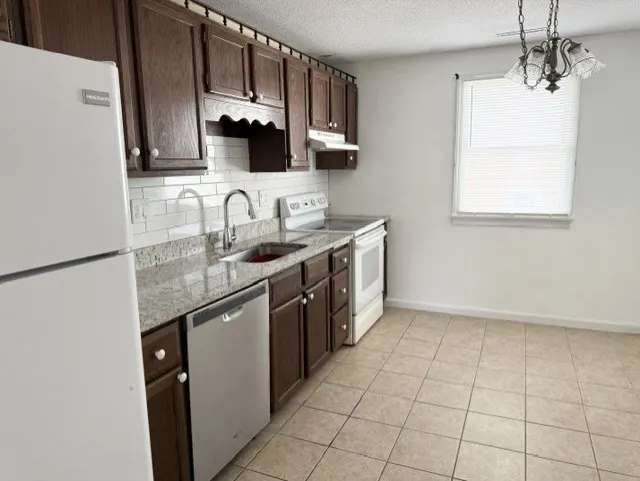 12 Cutter St #2, Waltham