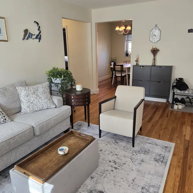 31-1/2 Englewood Ave #3