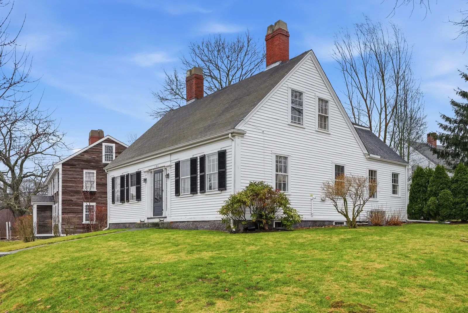 190 South Street #A, Hingham
