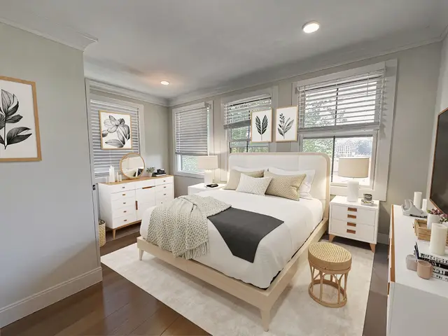 153 Foster Street #2