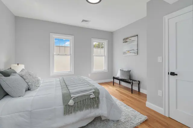 20 Alston St #20