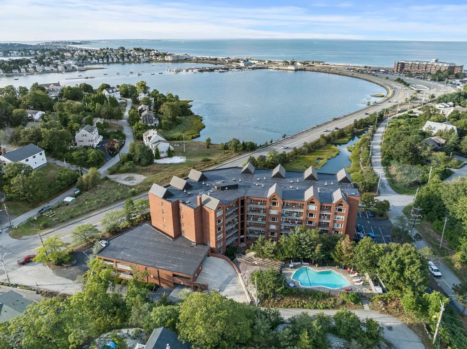 155 George Washington Blvd #205, Hull