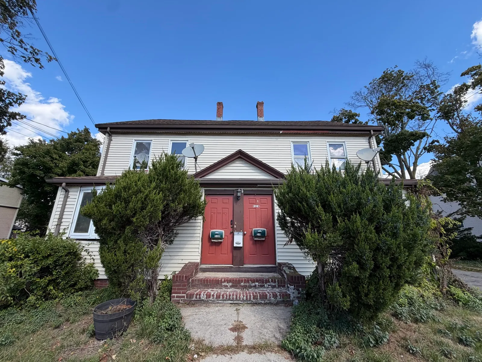 218 Riverside Ave #216, Medford