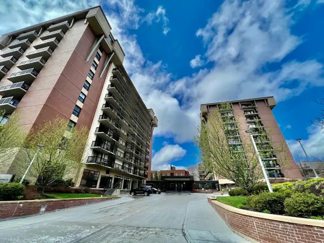 60 Longwood Avenue #306