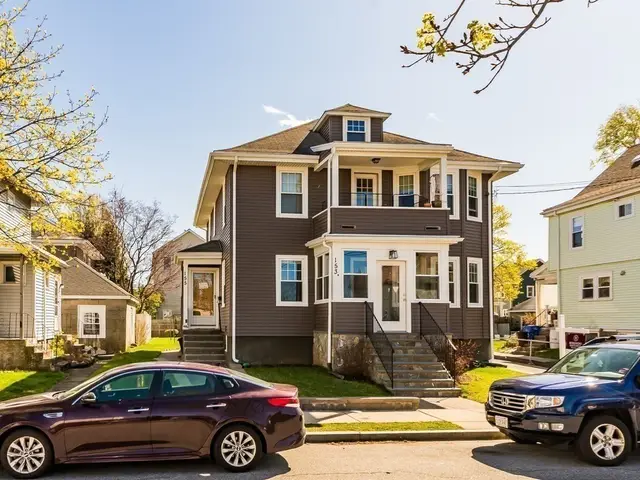 153-155 Alder St #1