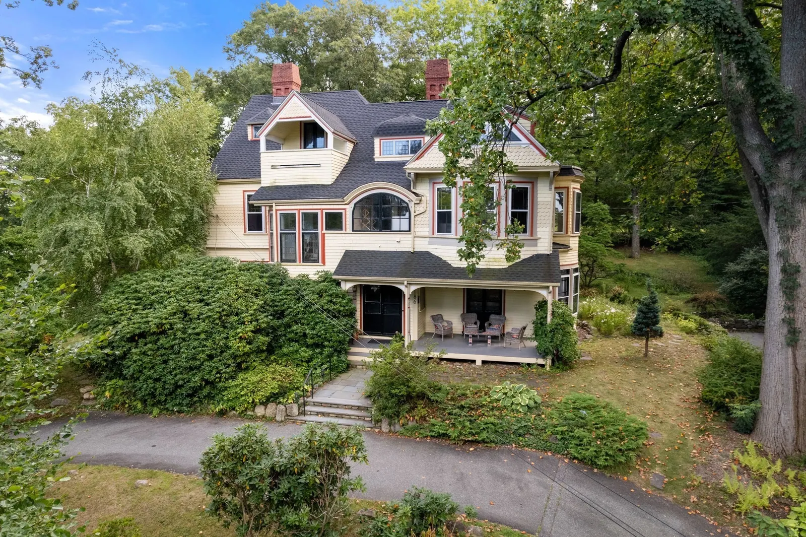 186 Highland Ave, Newton