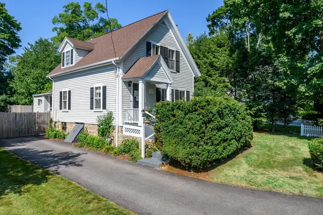 29 Cottage Street
