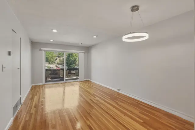 800 Hyde Park Ave #15