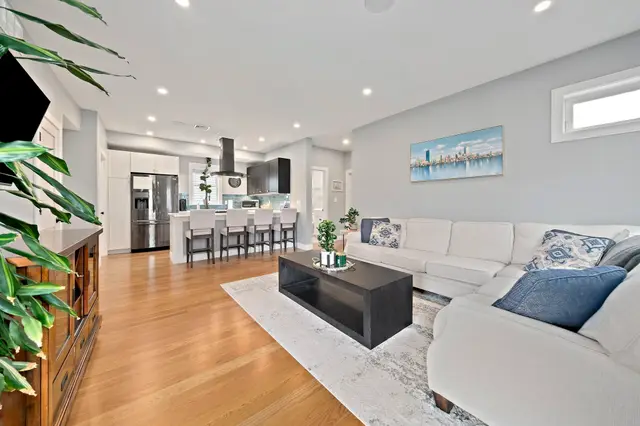 64 Armandine Street #2