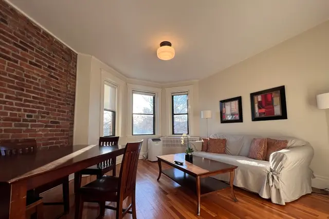 52 Charlesgate E #174