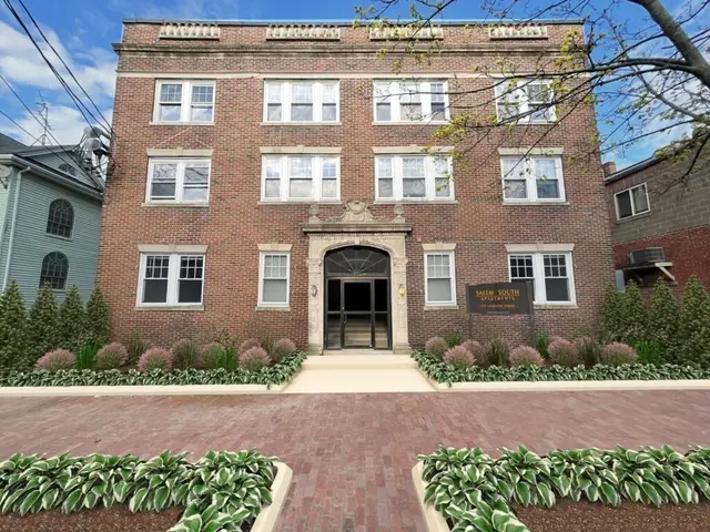 233 Lafayette