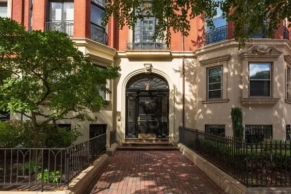 244 Beacon #2B, Boston