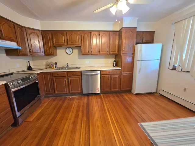 33 Blenford Rd #1