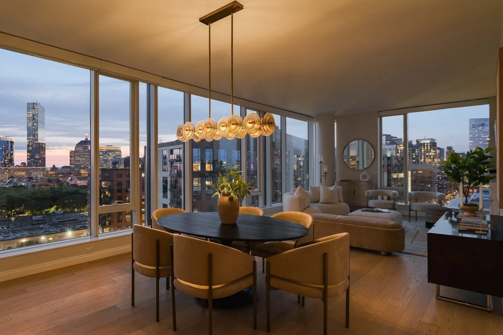 380 Harrison Ave #PH1J, Boston