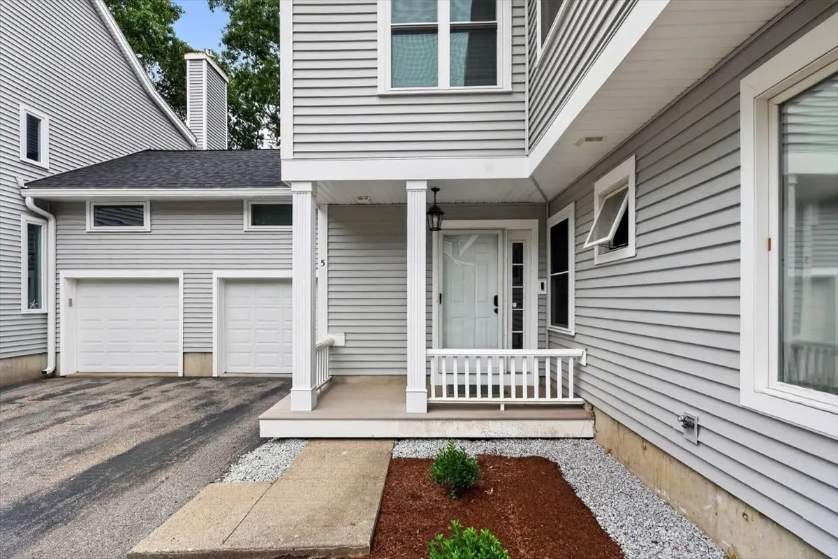 5 Blueberry Ct #5, Rockland