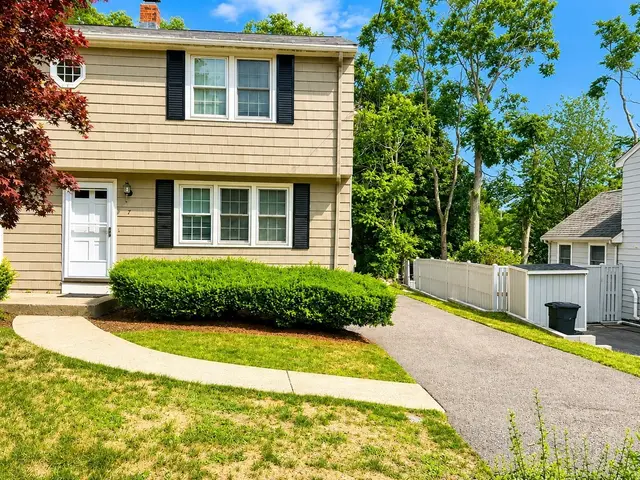 7 Ridge Street #0