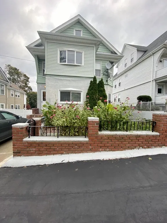 130 White St #1, Belmont