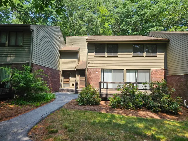 604 Old Stone Brook #4