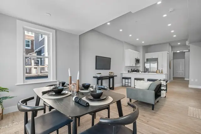 390 Meridian Street #3
