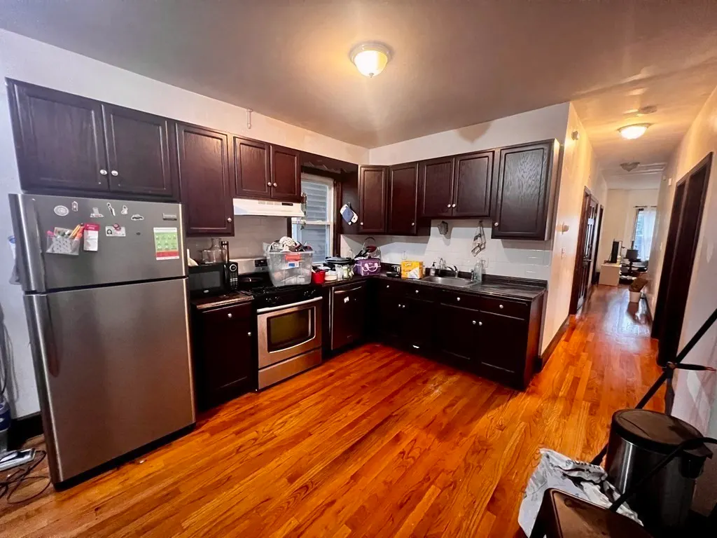 18 Bynner St #1, Boston