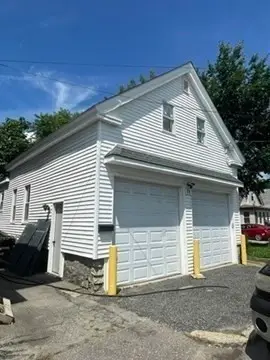 43 Pond St