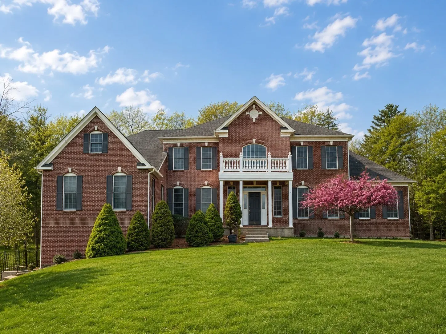 4 Summit Way, Hopkinton
