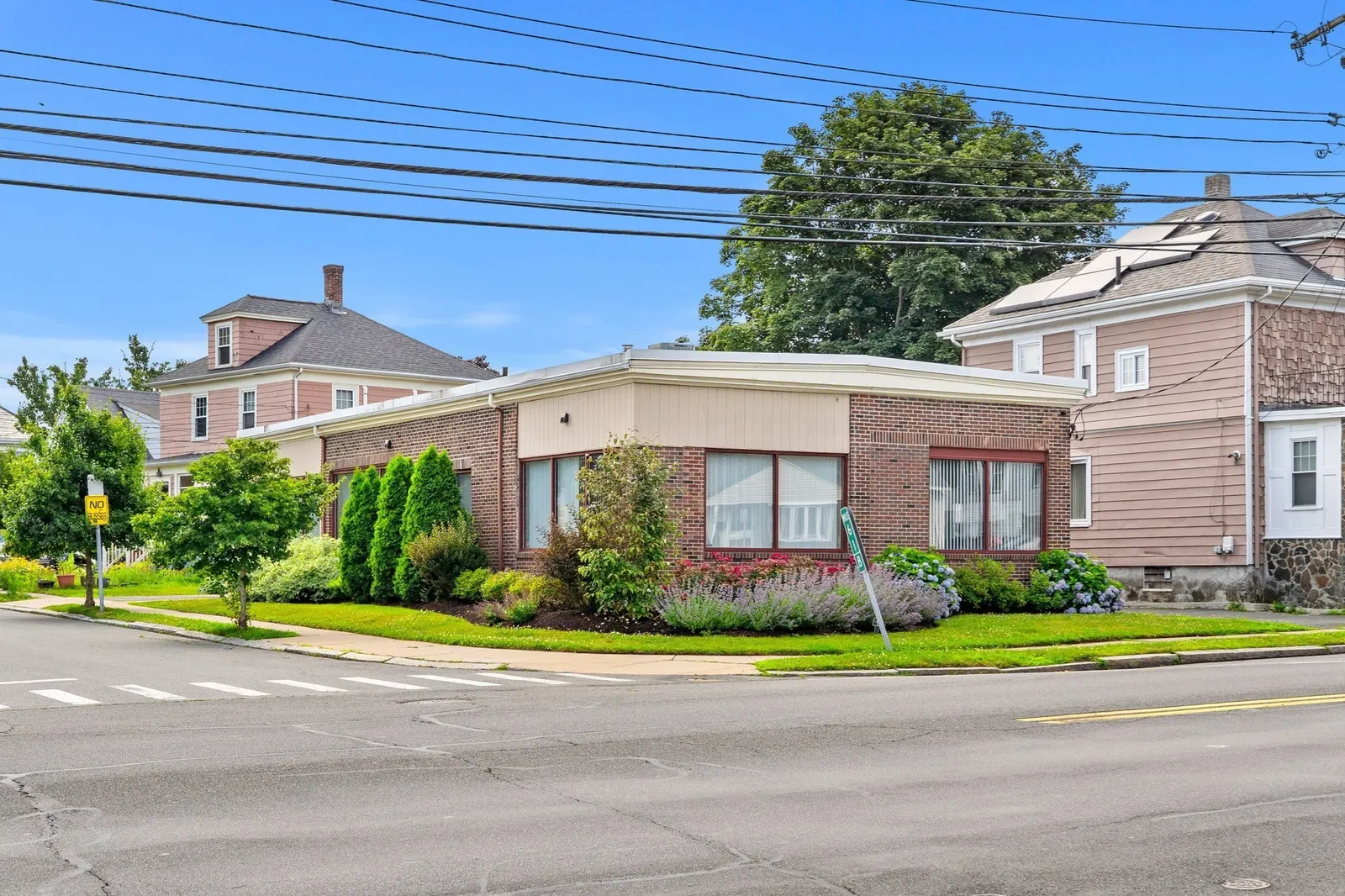 189 Loring Ave, Salem