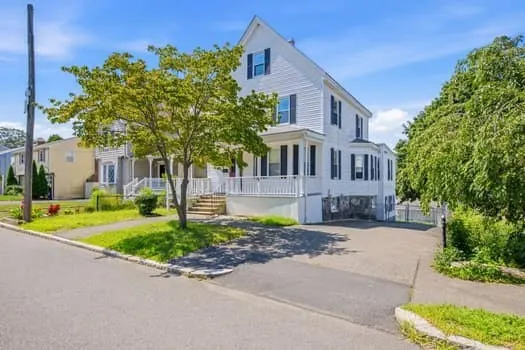 52 Elliott St., Melrose