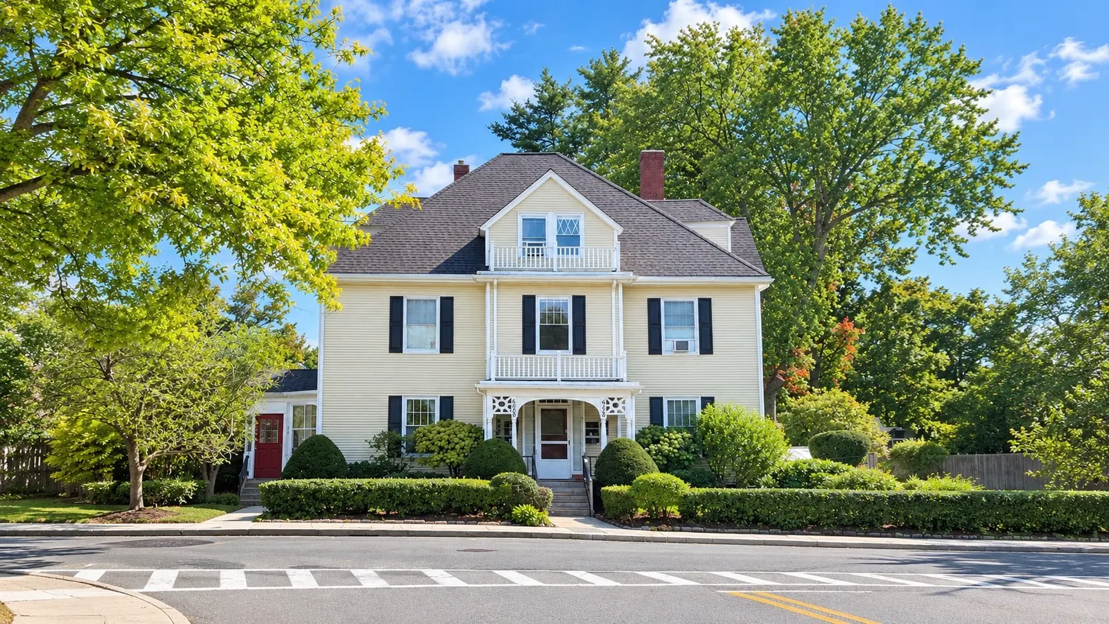628 Washington Street #3, Wellesley
