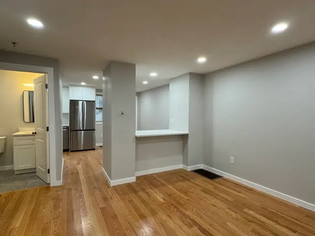 41 Ashford St #41