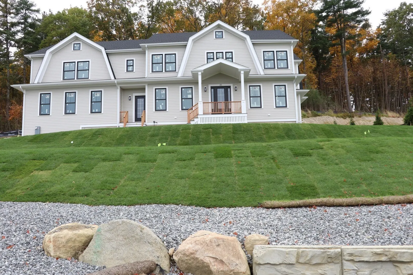 45 Widow Rites Ln, Sudbury