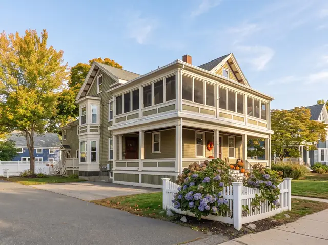 33 Vine St #2
