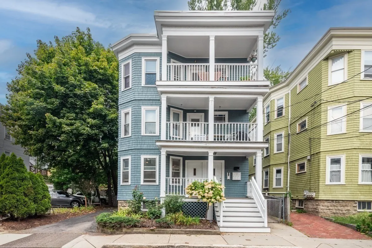 29-31 Washburn Ave #1A, Cambridge