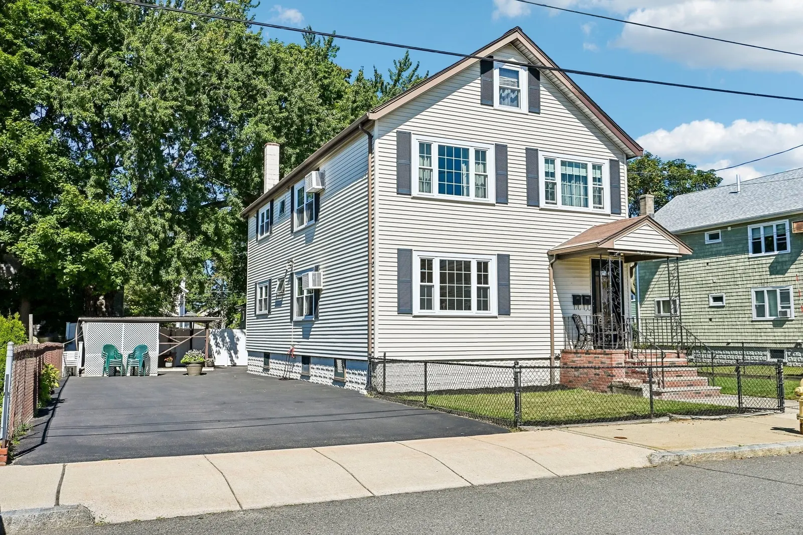 86 Wright Ave, Medford