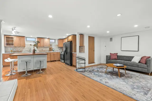30 Second St #2