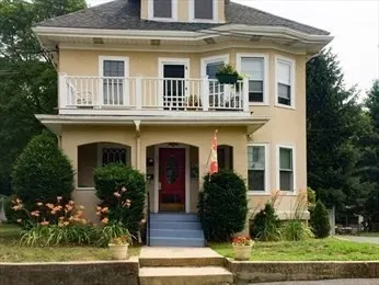 22 Harrington St #2, Newton