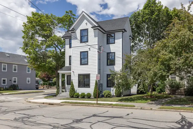 43 Crafts St #2
