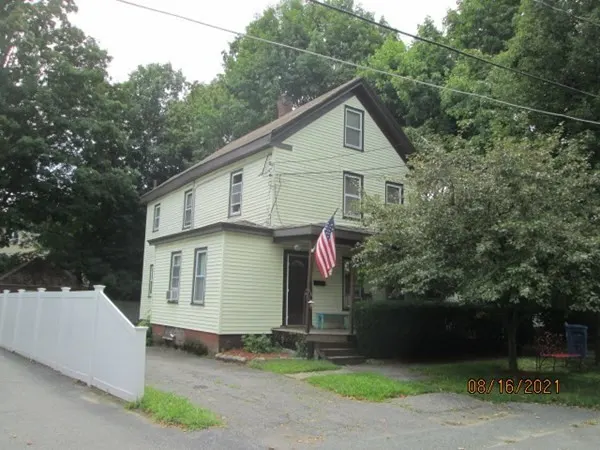 40 Central #2, Wakefield
