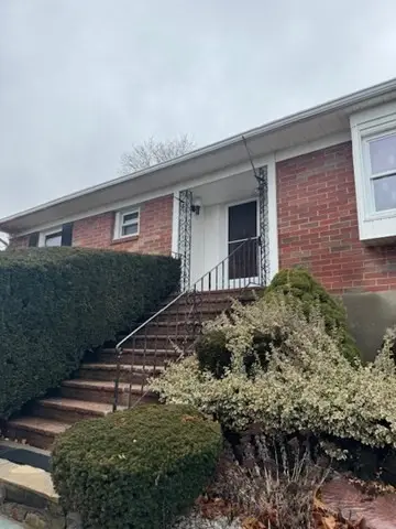 15A West St #A