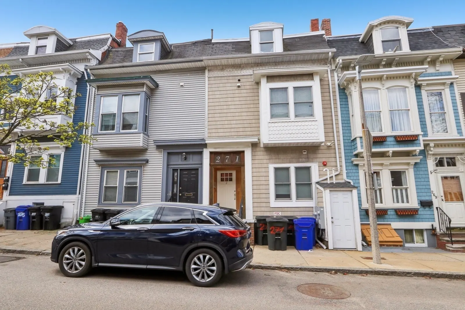 271 W 5th St, Boston